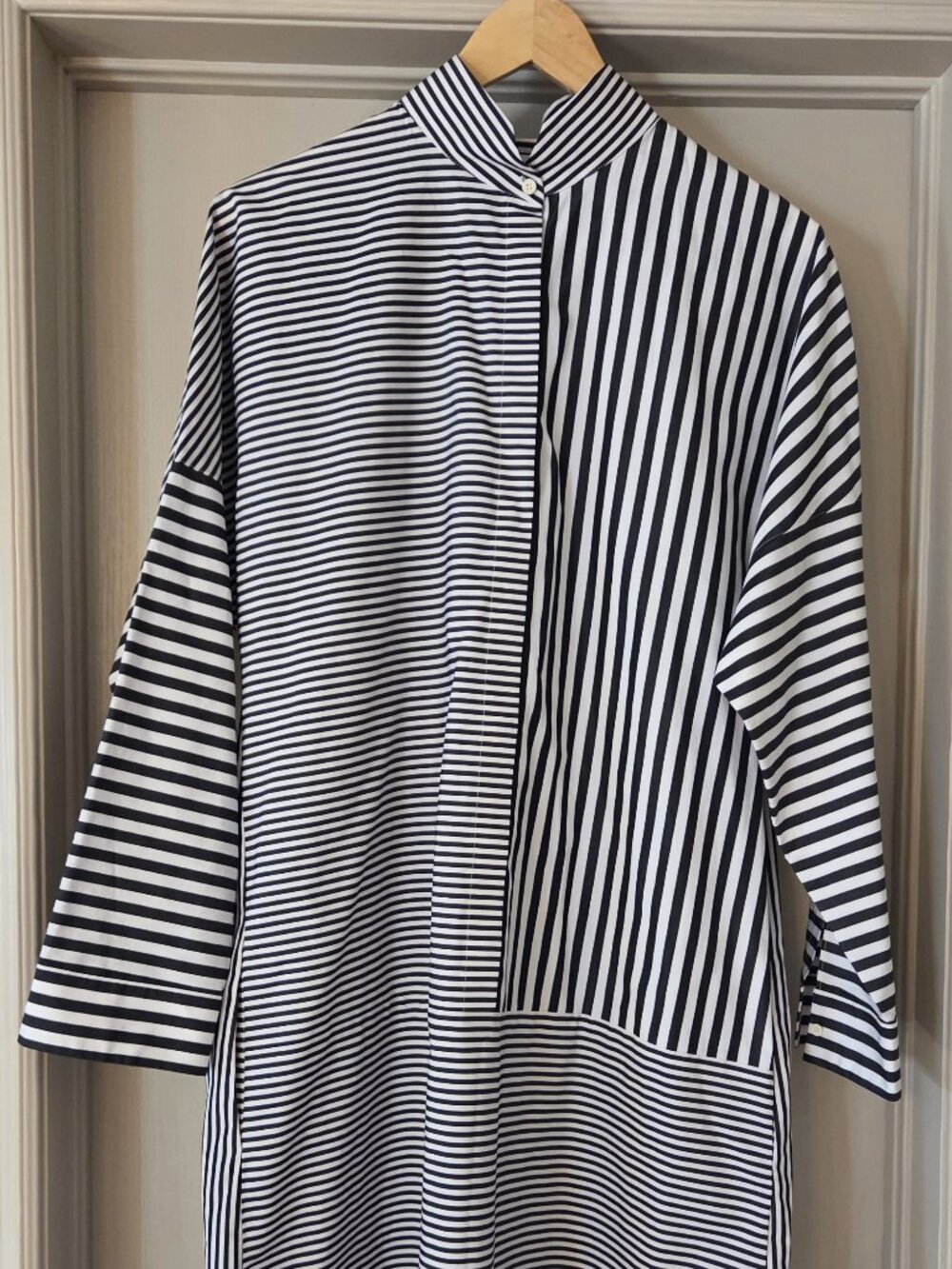 AKRIS PUNTO BLACK AND WHITE STRIPED COTTON SHIRT DRESS 12 LARGE